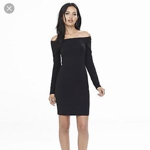 Off shoulder fitted dress
